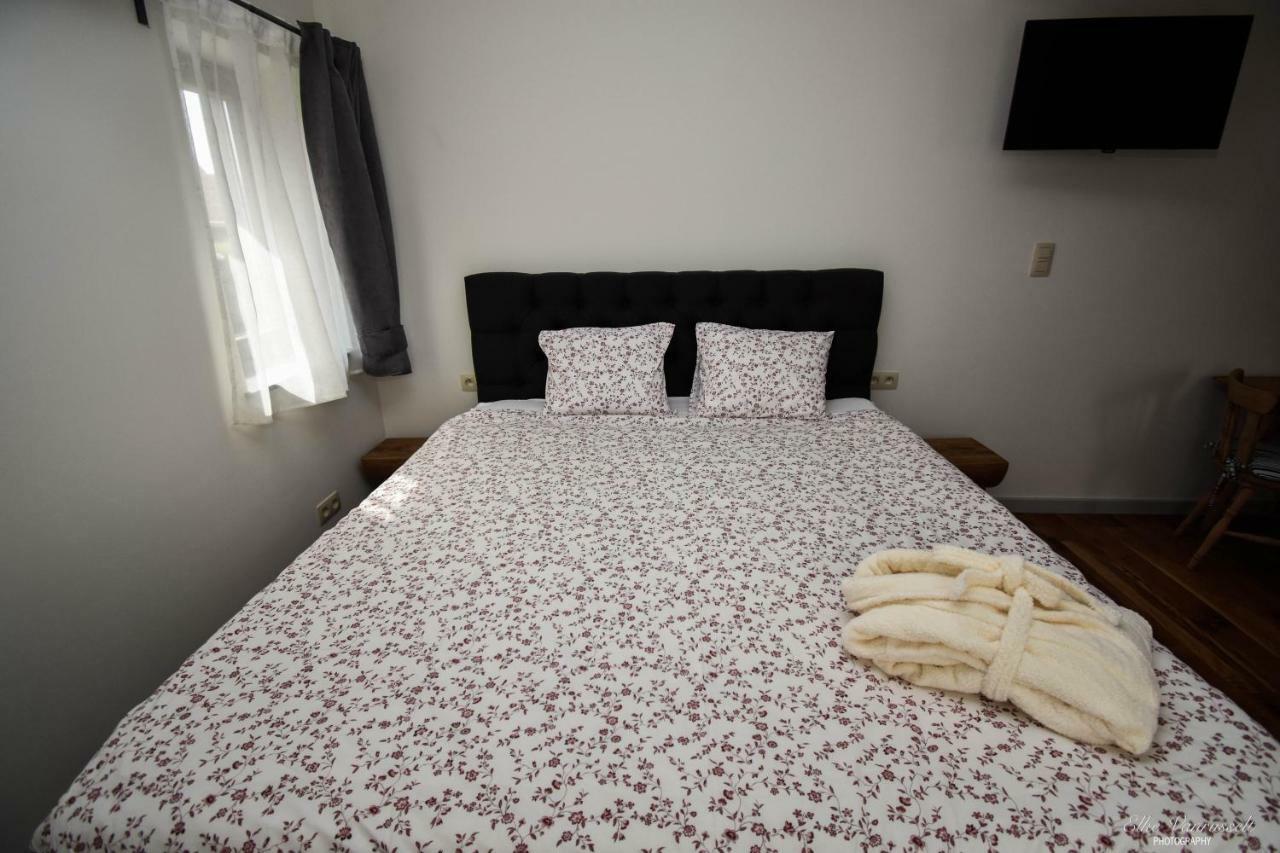 B&B De Bloesem Hoeselt エクステリア 写真